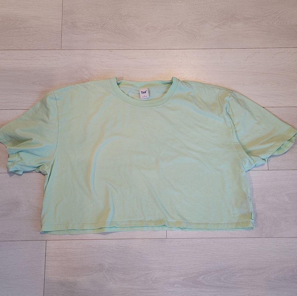 Aritzia TNA Cropped Cotton T-shirt Size 3 Lime Green